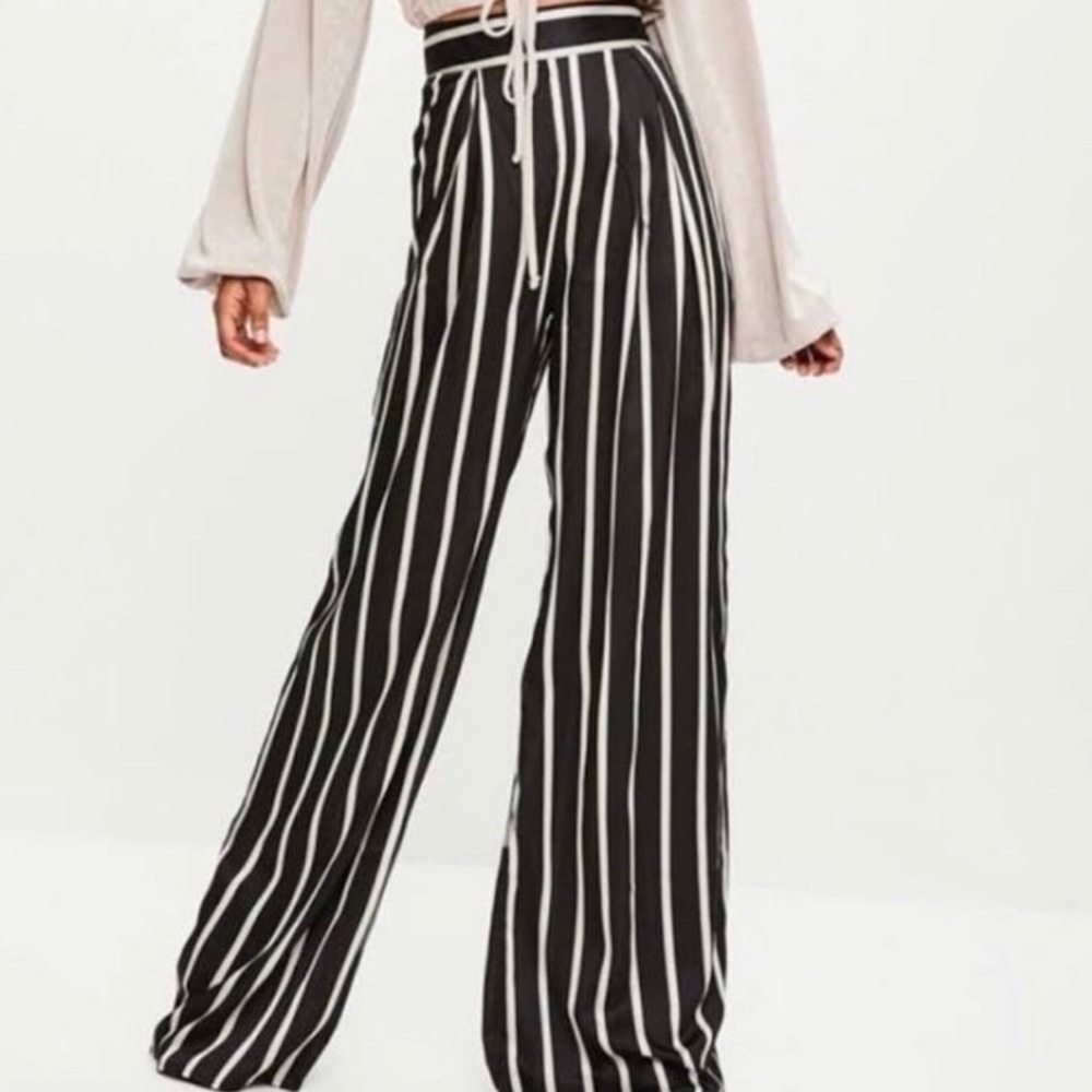 Miss guided Wide leg pants